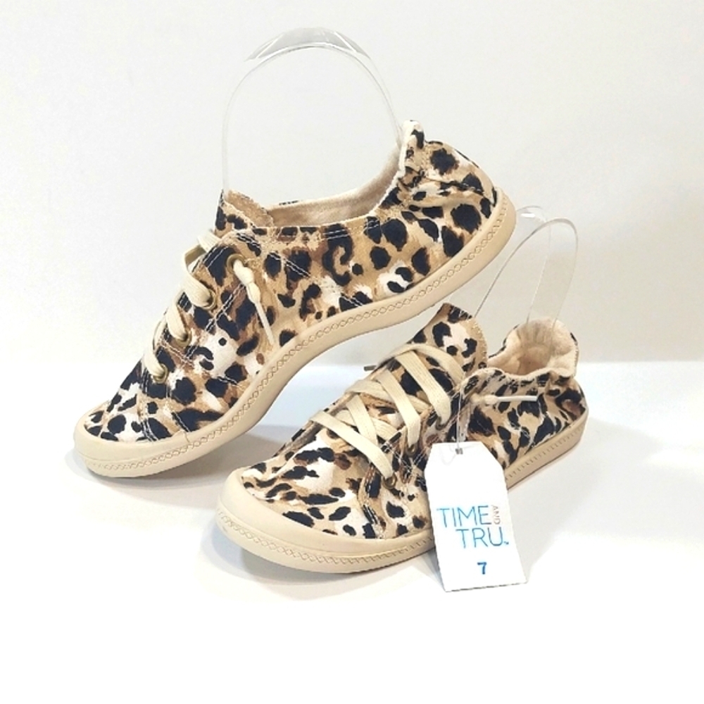 NWT Time and Tru Women's Leopard Print Sneakers